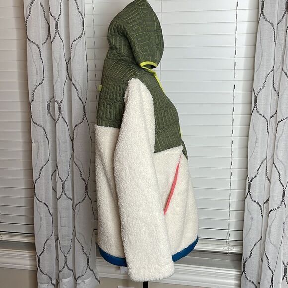 UGG® IGGY Sherpa Half Zip Hooded Jacket - Picture 5 of 12